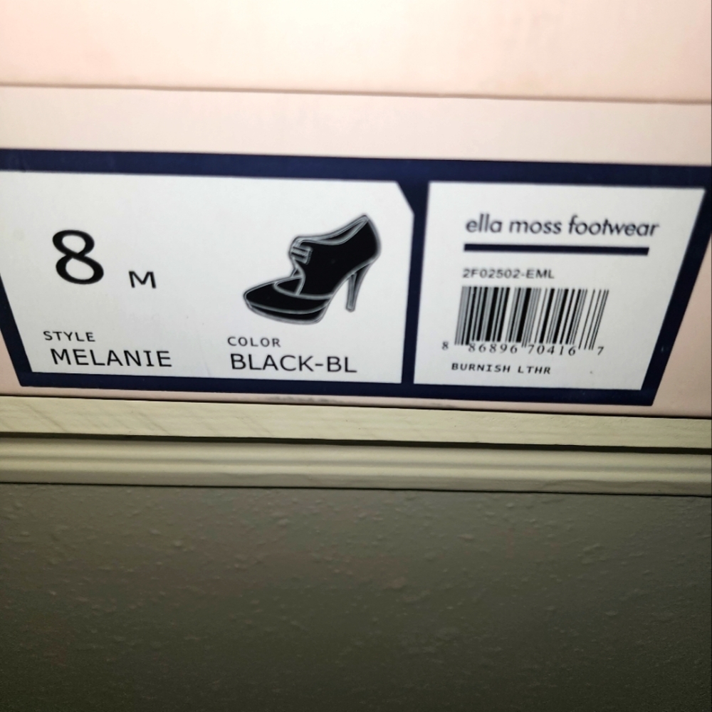 Mary Jane leather shoes